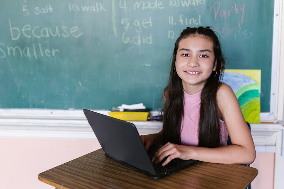 brazilian student using AI writing tool on laptop