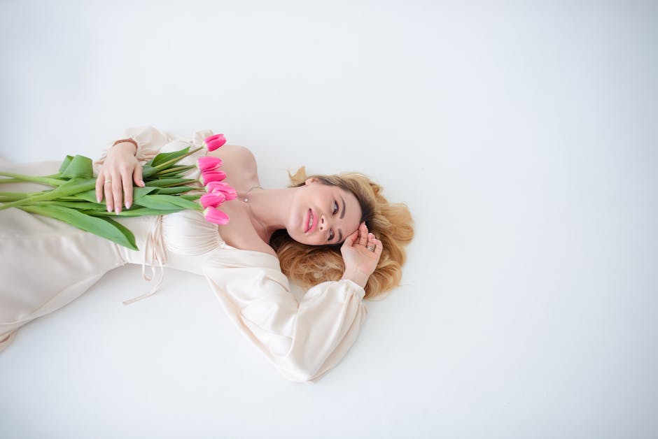 elegant spring outfit woman
