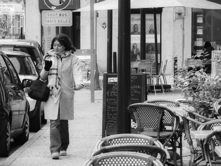 french woman street style