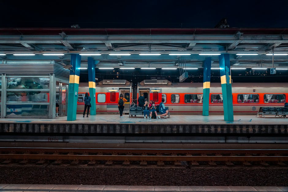 train station platform people